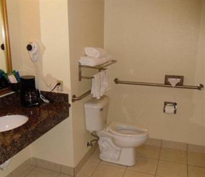 фото отеля BEST WESTERN PLUS Midwest City Inn & Suites