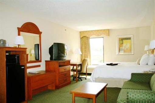 фото отеля Hampton Inn Petersburg Hopewell