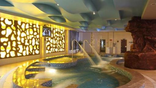 фото отеля Wudangshan Jianguo Hotel