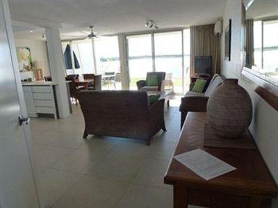 фото отеля Noosa Harbour Resort