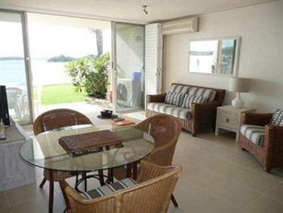 фото отеля Noosa Harbour Resort
