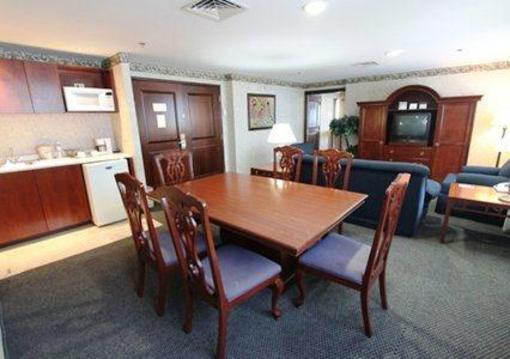 фото отеля Quality Inn Monterrey La Fe