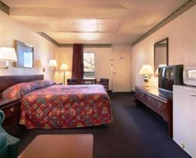 фото отеля Super 8 Memphis / Downtown / Graceland Area