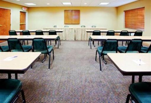 фото отеля Holiday Inn Express Hotel & Suites Rocky Mount Smith Mtn Lake