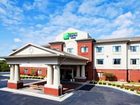 фото отеля Holiday Inn Express Hotel & Suites Rocky Mount Smith Mtn Lake