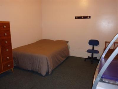 фото отеля Racecourse Backpackers Hostel