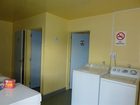 фото отеля Racecourse Backpackers Hostel