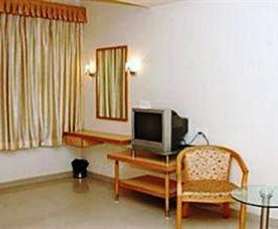 фото отеля Log Inn Hospitality Redefined