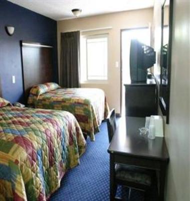 фото отеля Hollywood Palms Inn & Suites