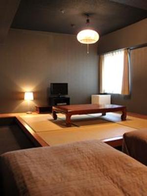 фото отеля Hotel Livemax Yokohama Tsurumi