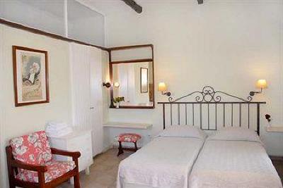 фото отеля Spiti Prifti Apartments