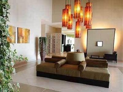 фото отеля Holiday Inn Express Dubai Jumeirah