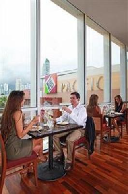 фото отеля Courtyard by Marriott Panama Real Hotel