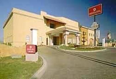 фото отеля Fiesta Inn Monterrey La Fe San Nicolas De Los Garza