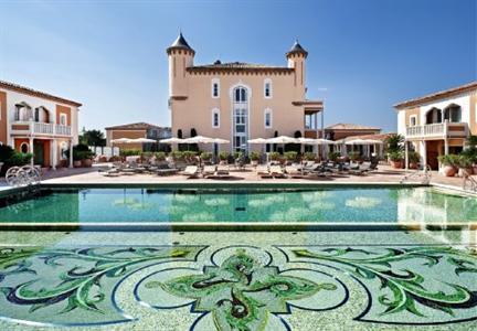 фото отеля Chateau De La Messardiere