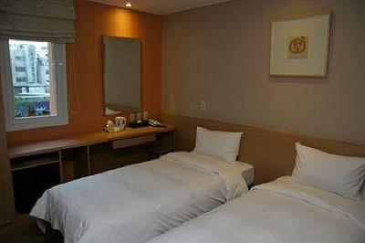 фото отеля Hotel Skypark Myeongdong III