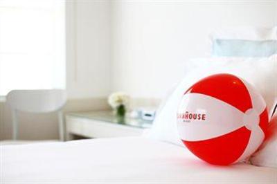 фото отеля Townhouse Hotel Miami Beach