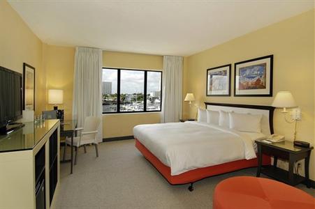 фото отеля Bahia Mar Fort Lauderdale Beach - a Doubletree by Hilton Hotel