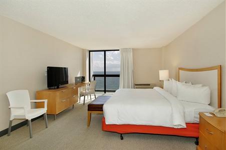 фото отеля Bahia Mar Fort Lauderdale Beach - a Doubletree by Hilton Hotel