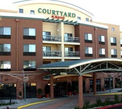 фото отеля Courtyard by Marriott Los Angeles Burbank Airport