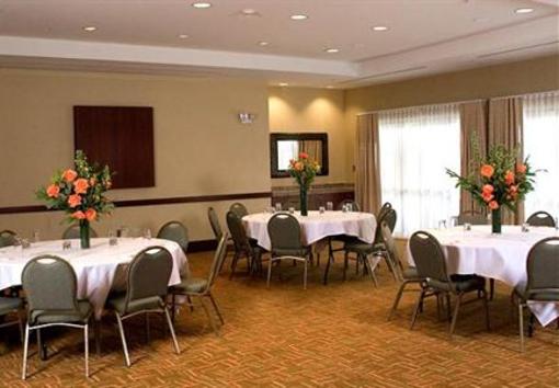 фото отеля Courtyard by Marriott Los Angeles Burbank Airport