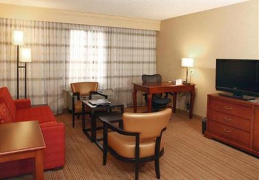 фото отеля Courtyard by Marriott Los Angeles Burbank Airport