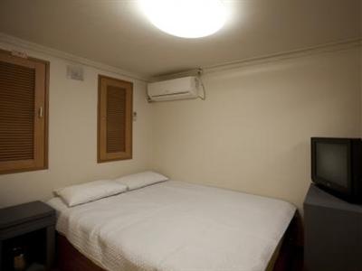фото отеля Blu Guest House 2 Sinchon