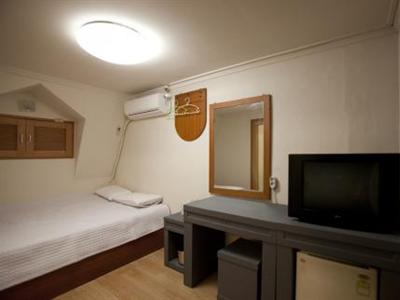 фото отеля Blu Guest House 2 Sinchon
