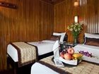фото отеля Huong Hai Junks Halong