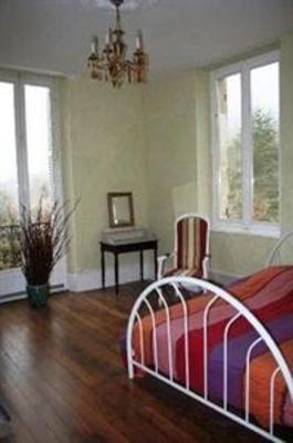 фото отеля Villa les Pieds dans l'Ouche