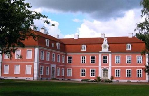 фото отеля Gaestehaus & Restaurant Wolfshagen