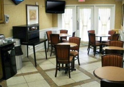 фото отеля Quality Inn Decherd