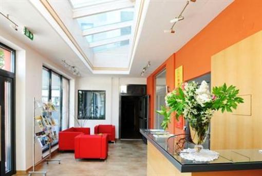 фото отеля Gasthof Hotel Zur Goldenen Krone Furth bei Gottweig