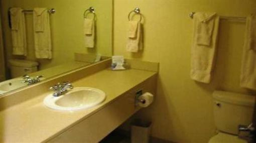 фото отеля Vagabond Inn Executive Corning The Lodge