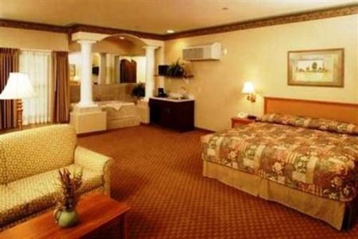 фото отеля Vagabond Inn Executive Corning The Lodge