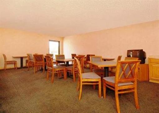 фото отеля Econo Lodge Macclenny