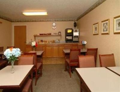 фото отеля Quality Inn & Suites Eldridge On The Edge of Davenport Iowa