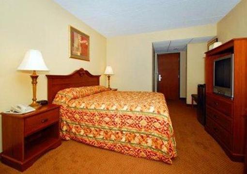фото отеля Comfort Inn Cranberry Twp.