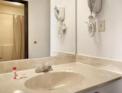 фото отеля Super 8 Washington/Peoria Area