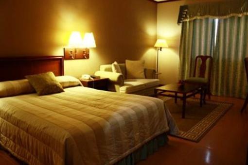 фото отеля East Asia Royale Hotel