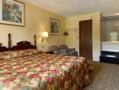 фото отеля Super 8 Motel Guntersville - Lake