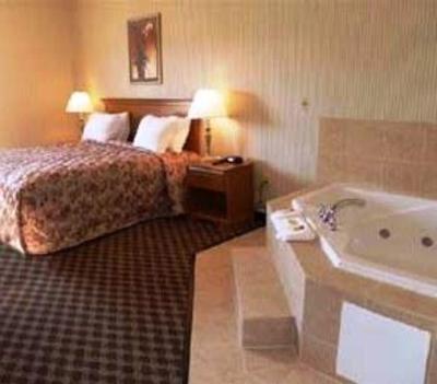 фото отеля Days Inn & Suites Seaford