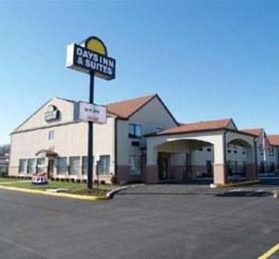 фото отеля Days Inn & Suites Seaford