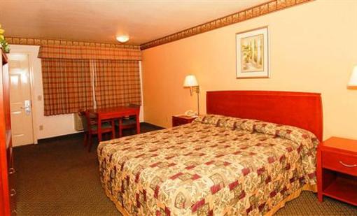 фото отеля The Regency Inn & Suites, Riverside