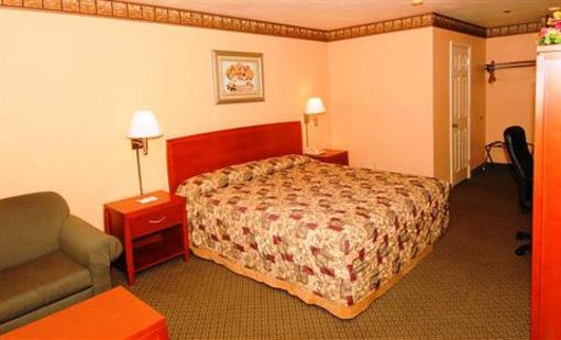 фото отеля The Regency Inn & Suites, Riverside