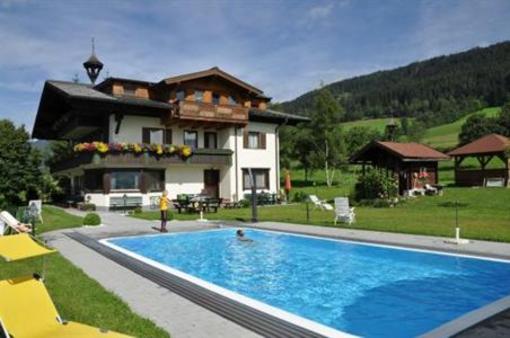фото отеля Bauernhof Erbhof Obersulzberggut Apartments Radstadt