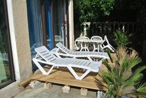 фото отеля Hotel Les Mimosas Bormes-Les-Mimosas