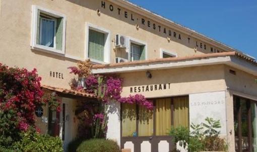 фото отеля Hotel Les Mimosas Bormes-Les-Mimosas