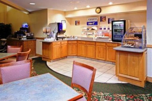 фото отеля Holiday Inn Express Washington (Indiana)