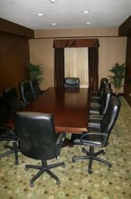 фото отеля Hampton Inn & Suites Merced